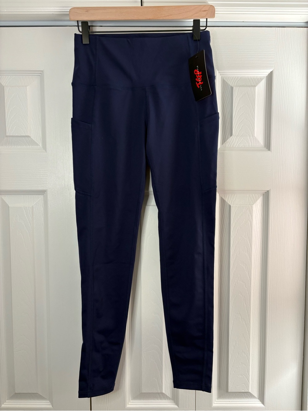 Women’s TGP The Gym People navy blue high rise active leggings size M NWT